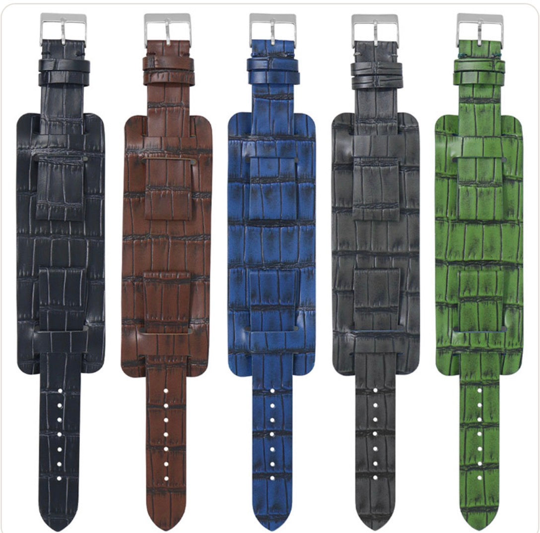 Dassari Vintage Alligator Embossed Leather Cuff Strap