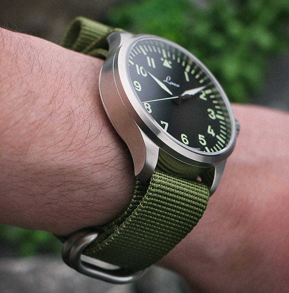 Tactical Nylon One-Piece Strap