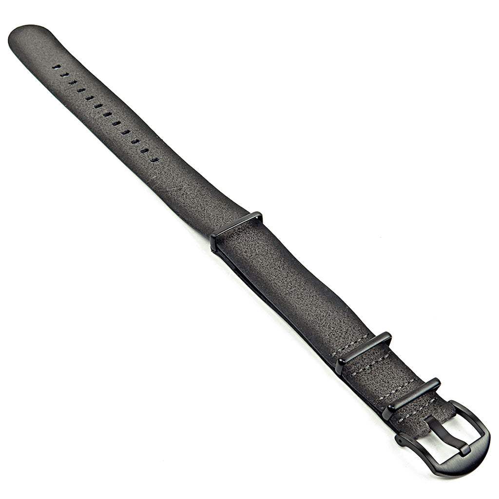 DASSARI Slater Distressed Leather NATO Strap w/ Matte Black Hardware