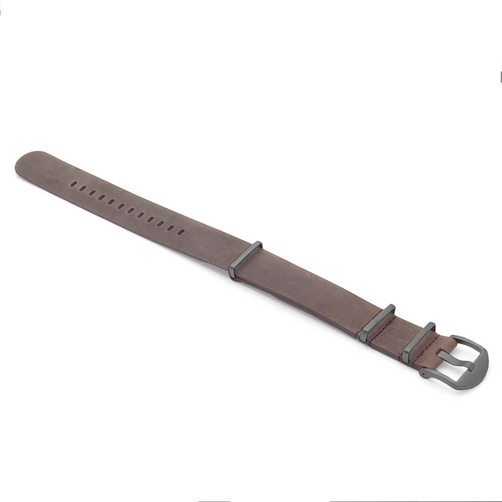 DASSARI Veteran Vintage Leather NATO Strap with Black Hardware
