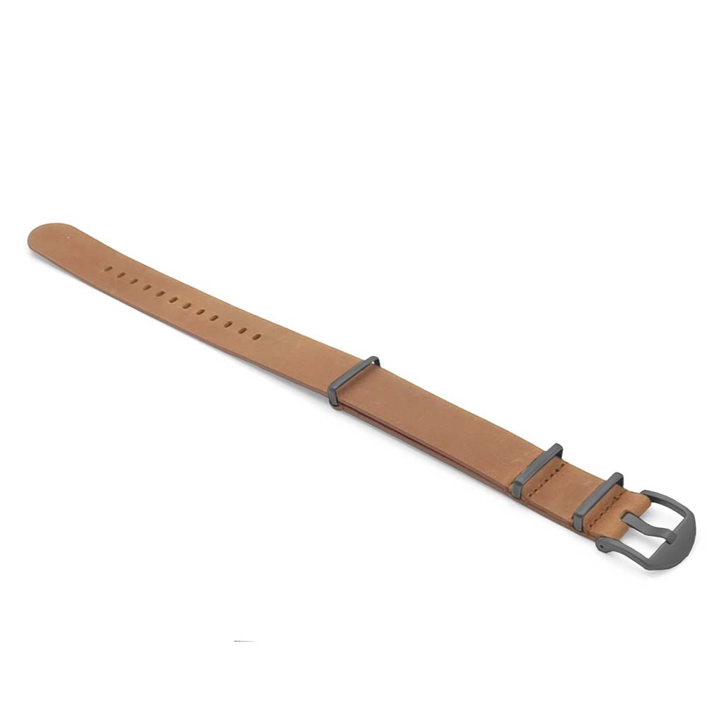 DASSARI Veteran Vintage Leather NATO Strap with Black Hardware