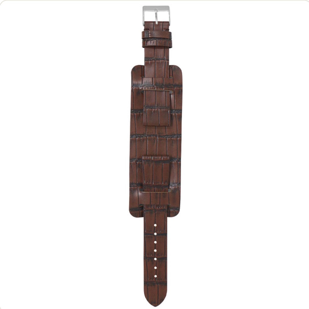 Dassari Vintage Alligator Embossed Leather Cuff Strap