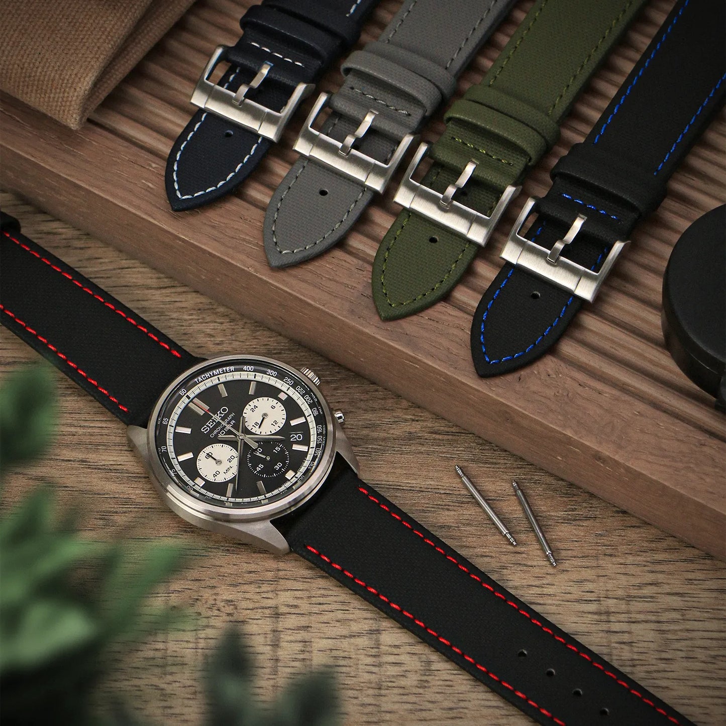 DASSARI Thinline Sailcloth Strap