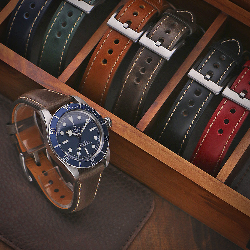 Vintage Padded Leather Band With Quick Release - Standard
