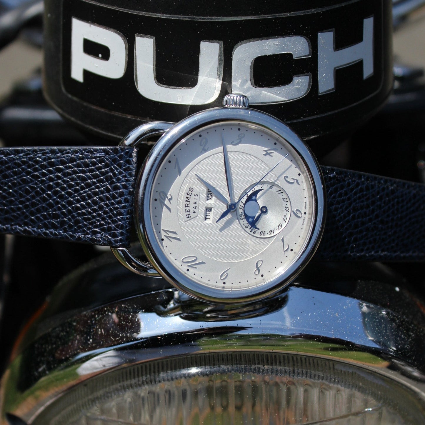 The Cognewaugh Watch Strap in Navy